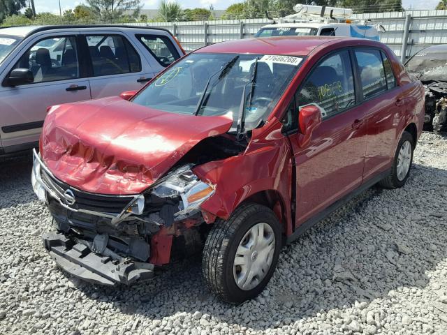 3N1BC1AP4BL454178 - 2011 NISSAN VERSA S RED photo 2