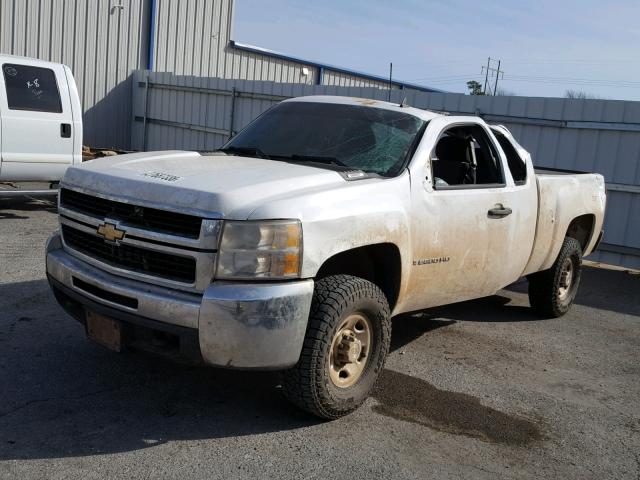 1GCHK49K29E116812 - 2009 CHEVROLET SILVERADO WHITE photo 2