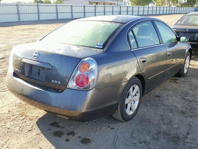 1N4AL11E14C166307 - 2004 NISSAN ALTIMA BAS GRAY photo 4