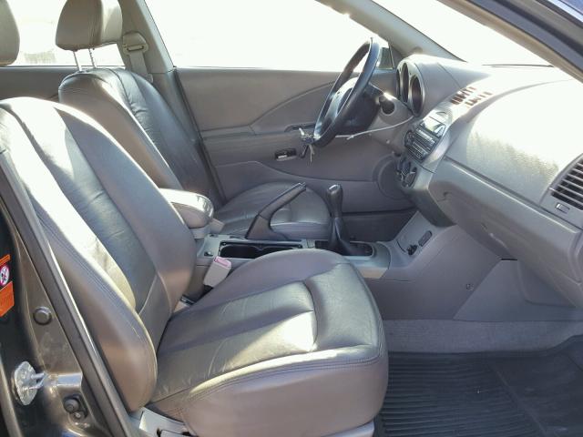 1N4AL11E14C166307 - 2004 NISSAN ALTIMA BAS GRAY photo 5