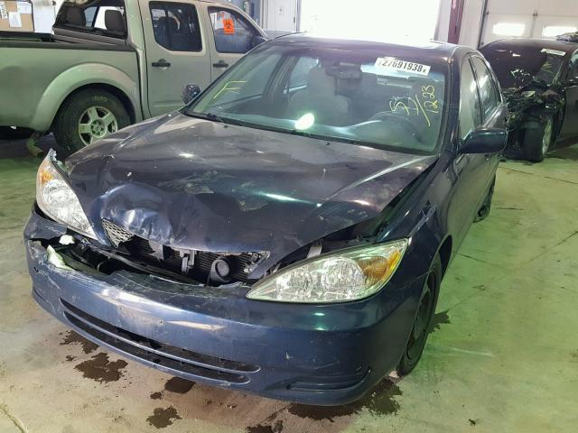 4T1BE32K14U261223 - 2004 TOYOTA CAMRY LE BLUE photo 2