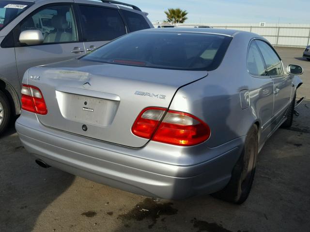 WDBLJ70G8XF053115 - 1999 MERCEDES-BENZ CLK 430 SILVER photo 4