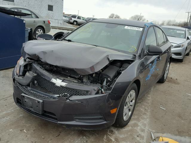 1G1PA5SH0E7210455 - 2014 CHEVROLET CRUZE LS GRAY photo 2