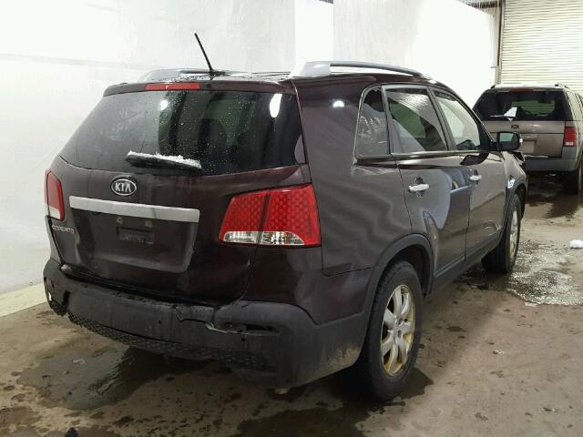 5XYKTCA65CG189456 - 2012 KIA SORENTO BA PURPLE photo 4