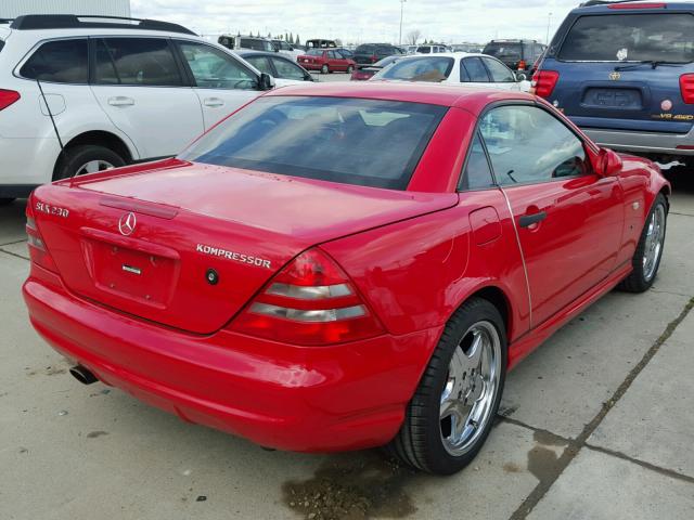 WDBKK47F7XF142971 - 1999 MERCEDES-BENZ SLK 230 KO RED photo 4