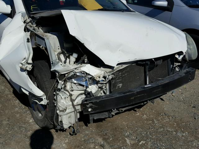 1NXBR32E75Z430063 - 2005 TOYOTA COROLLA CE WHITE photo 9