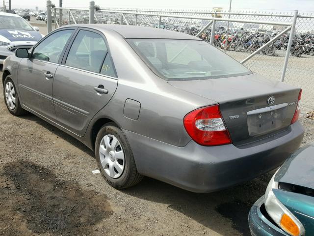 4T1BE32K72U564987 - 2002 TOYOTA CAMRY LE GRAY photo 3