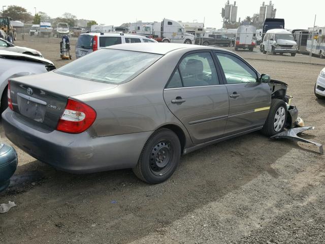 4T1BE32K72U564987 - 2002 TOYOTA CAMRY LE GRAY photo 4