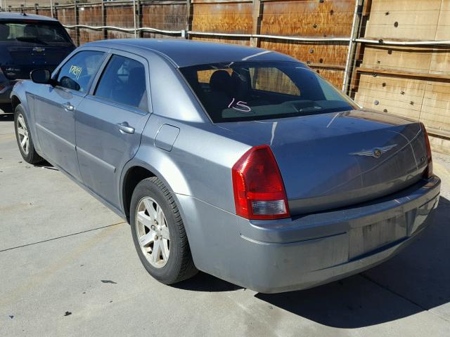 2C3LA43R27H849651 - 2007 CHRYSLER 300 SILVER photo 3