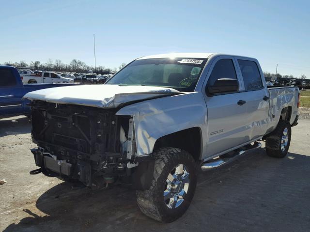 1GC1KUE80GF142246 - 2016 CHEVROLET SILVERADO SILVER photo 2