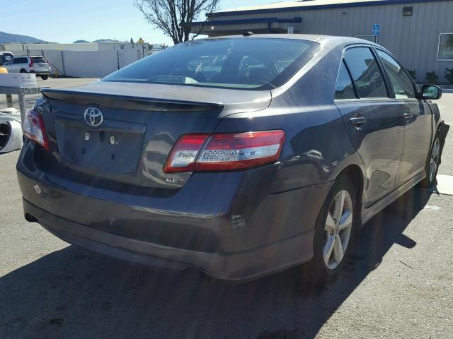 4T1BF3EK5BU174155 - 2011 TOYOTA CAMRY BASE GRAY photo 4