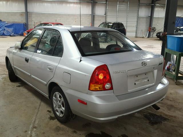 KMHCG45C34U543887 - 2004 HYUNDAI ACCENT GL SILVER photo 3