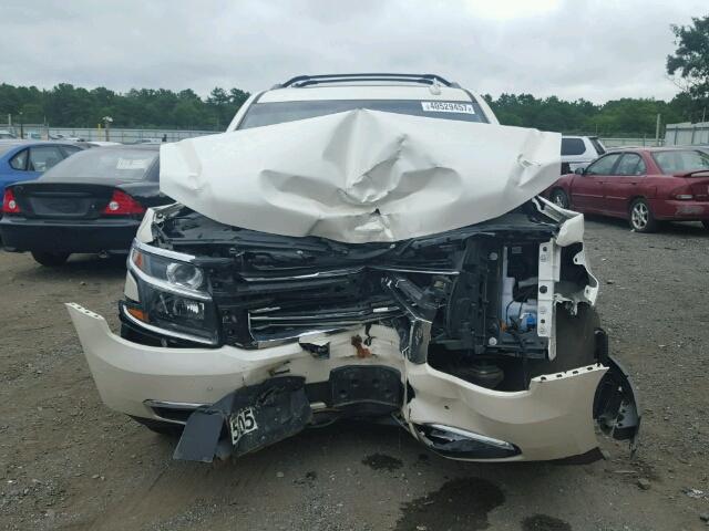 1GNSKCKC3FR725227 - 2015 CHEVROLET TAHOE K150 WHITE photo 7