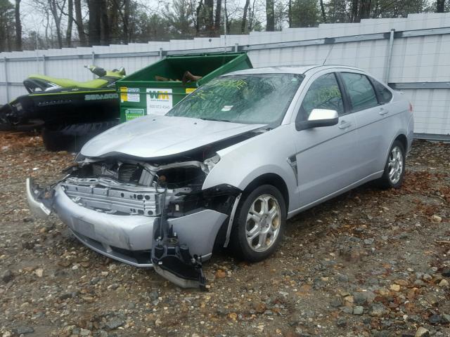 1FAHP35N68W195461 - 2008 FORD FOCUS SE SILVER photo 2