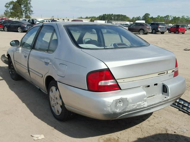 1N4DL01D5YC223340 - 2000 NISSAN ALTIMA XE SILVER photo 3