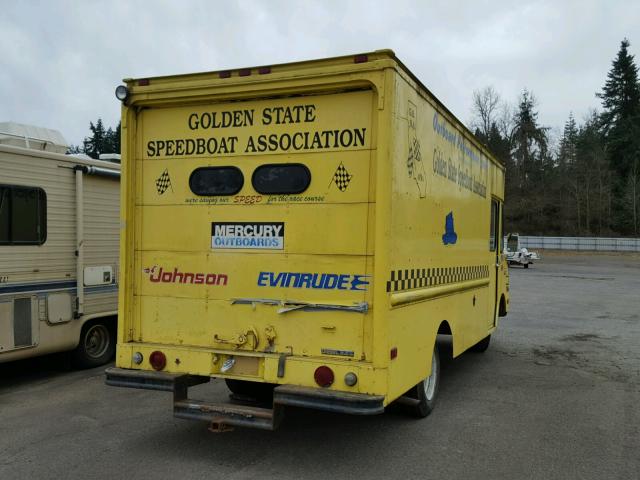 1GTJP32J0D3500624 - 1983 GMC VALUE VAN YELLOW photo 4