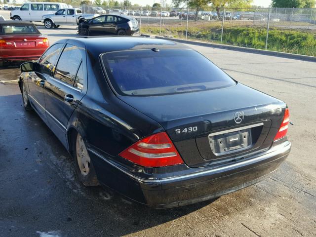 WDBNG70J52A297152 - 2002 MERCEDES-BENZ S 430 BLACK photo 3