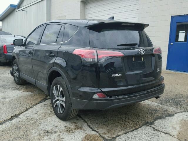 2T3BFREV5HW668190 - 2017 TOYOTA RAV4 LE BLACK photo 3