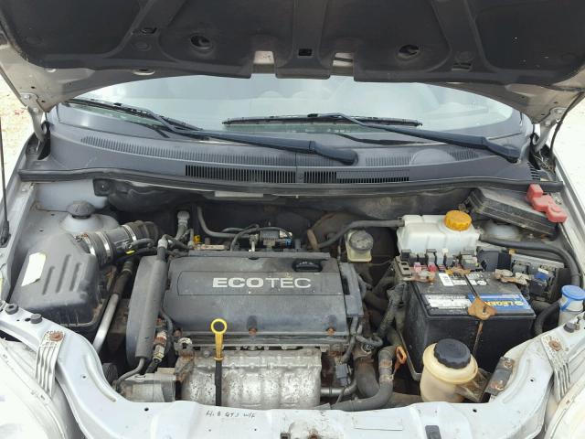 KL1TD6DE5AB128144 - 2010 CHEVROLET AVEO LS SILVER photo 7