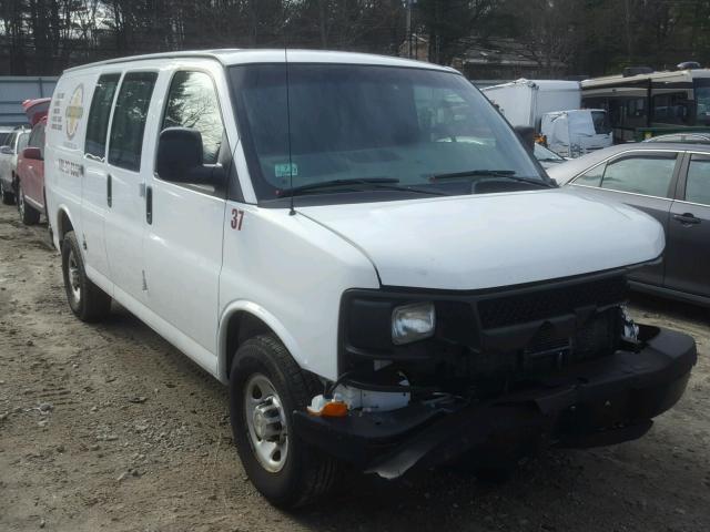 1GCWGFCA6B1123117 - 2011 CHEVROLET EXPRESS G2 WHITE photo 1