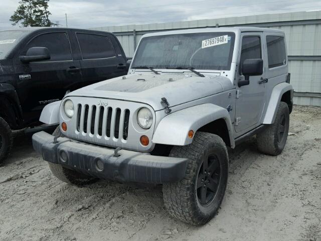 1C4GJWBGXCL175111 - 2012 JEEP WRANGLER S SILVER photo 2