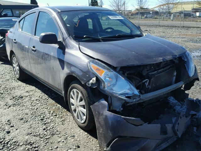 3N1CN7AP3FL877342 - 2015 NISSAN VERSA S CHARCOAL photo 1