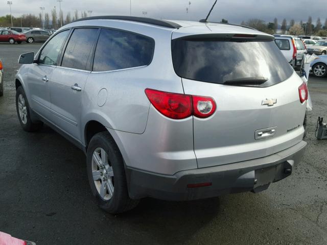 1GNLRGED6AJ242480 - 2010 CHEVROLET TRAVERSE L SILVER photo 3