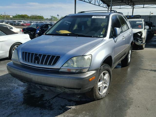 JTJGF10U110095527 - 2001 LEXUS RX 300 SILVER photo 2