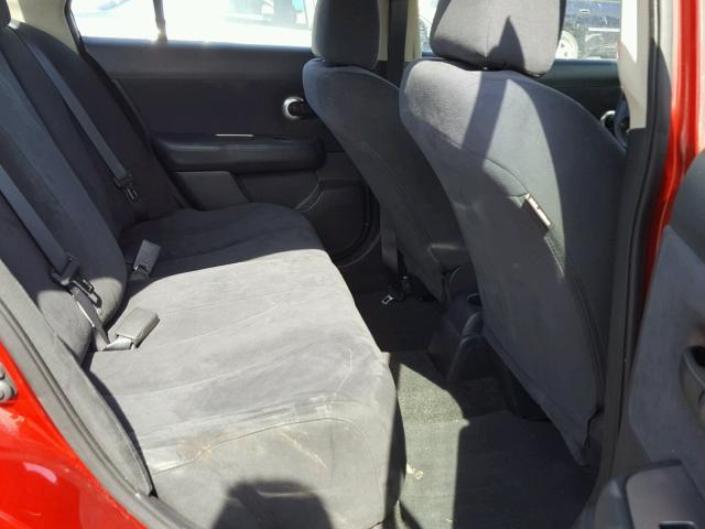 3N1BC11E17L408040 - 2007 NISSAN VERSA S RED photo 6