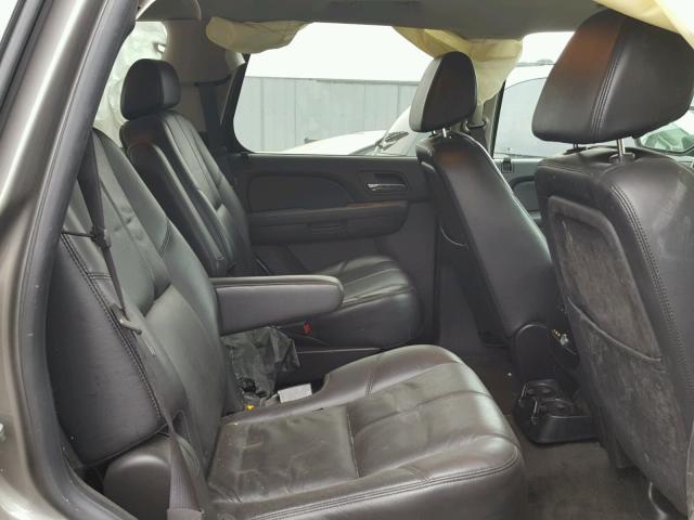 1GNFK13038J177256 - 2008 CHEVROLET TAHOE K150 GRAY photo 6