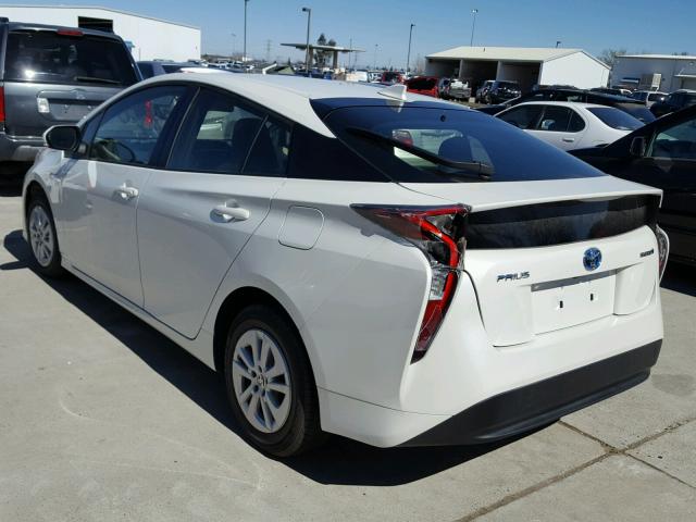 JTDKBRFU1G3005878 - 2016 TOYOTA PRIUS WHITE photo 3