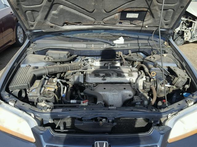 1HGCG5647YA084115 - 2000 HONDA ACCORD LX BLUE photo 7