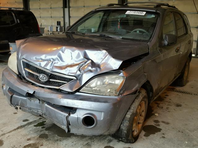 KNDJC733435173747 - 2003 KIA SORENTO EX GRAY photo 2