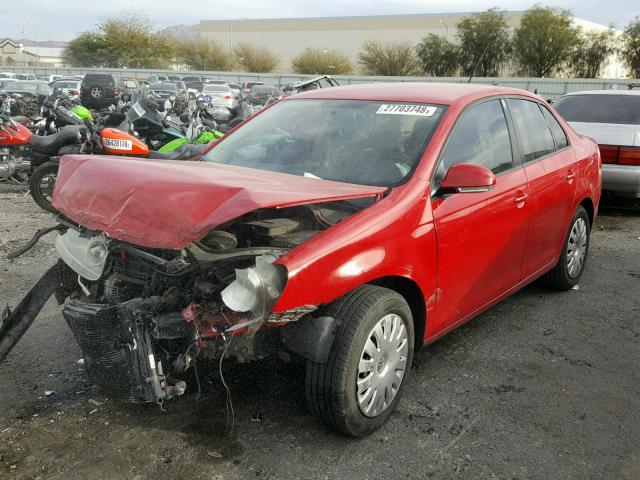 3VWJM71K09M042130 - 2009 VOLKSWAGEN JETTA S RED photo 2