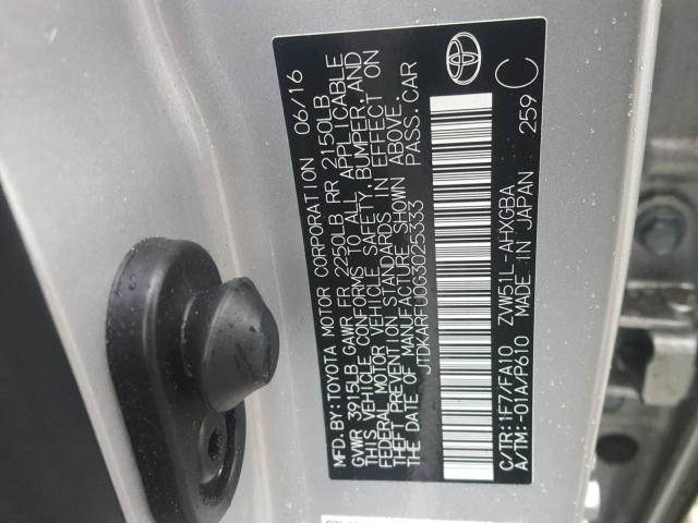 JTDKARFU0G3025333 - 2016 TOYOTA PRIUS SILVER photo 10