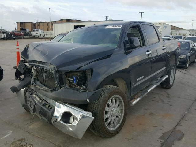 5TFEM5F10CX042641 - 2012 TOYOTA TUNDRA CRE BLACK photo 2