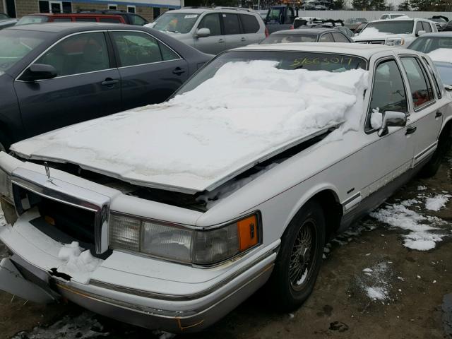 1LNCM82WXMY787561 - 1991 LINCOLN TOWN CAR S WHITE photo 2