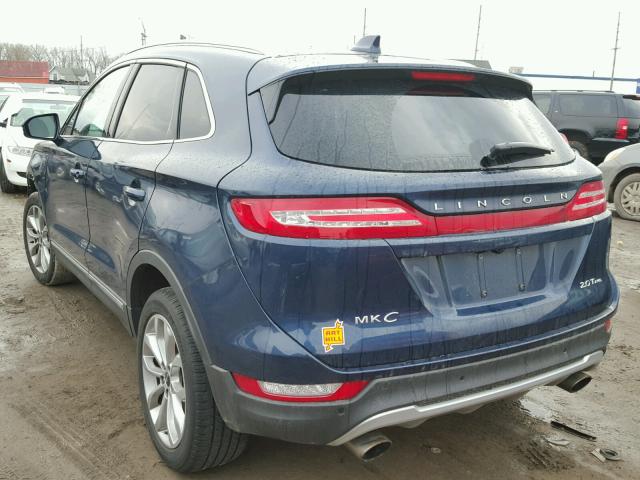 5LMCJ2D94HUL04444 - 2017 LINCOLN MKC SELECT BLUE photo 3