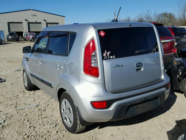 KNDJT2A55C7472725 - 2012 KIA SOUL SILVER photo 3