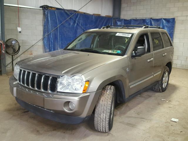 1J8HR58N36C292670 - 2006 JEEP GRAND CHER BEIGE photo 2