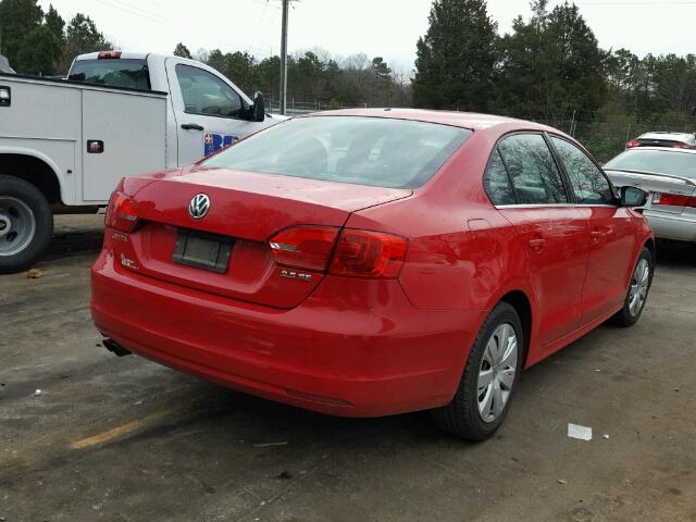 3VWDP7AJ5DM207772 - 2013 VOLKSWAGEN JETTA SE RED photo 4