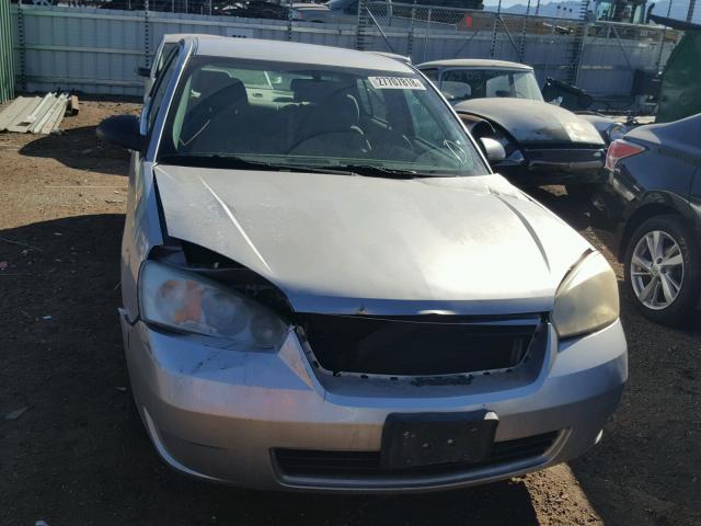 1G1ZS58F97F136330 - 2007 CHEVROLET MALIBU LS ვერცხლისფერი ფოტო 9