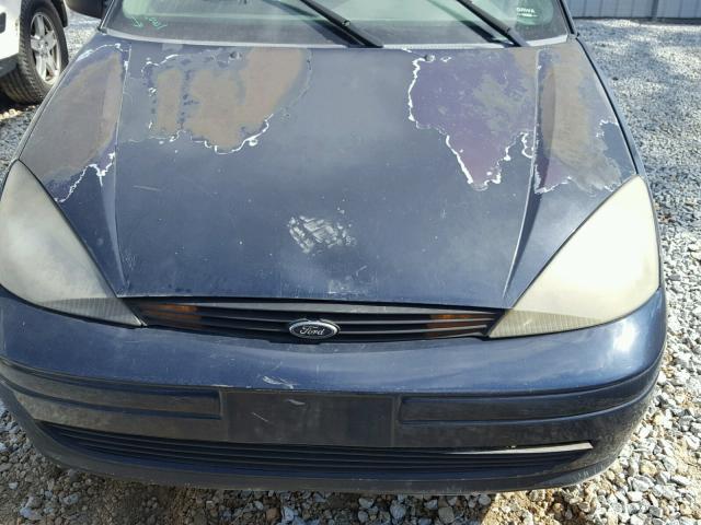 1FAFP34383W333100 - 2003 FORD FOCUS SE C BLUE photo 7