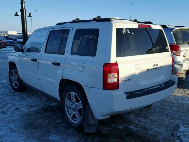 1J8FF28WX7D413245 - 2007 JEEP PATRIOT SP WHITE photo 3