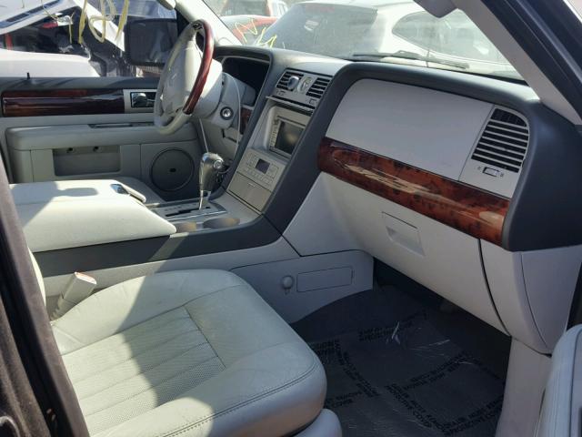 5LMFU28526LJ00711 - 2006 LINCOLN NAVIGATOR 黑色 照片 5