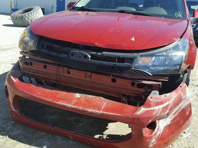 1FAHP3GN9BW114196 - 2011 FORD FOCUS SES RED photo 9