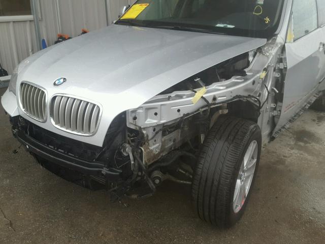 5UXZW0C56CL669243 - 2012 BMW X5 XDRIVE3 SILVER photo 9