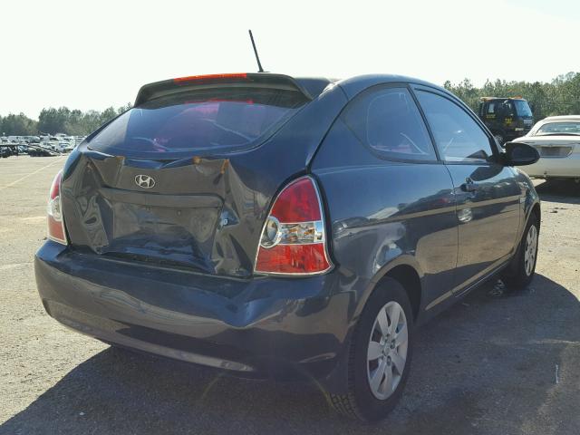 KMHCM36C49U141790 - 2009 HYUNDAI ACCENT GS GRAY photo 4