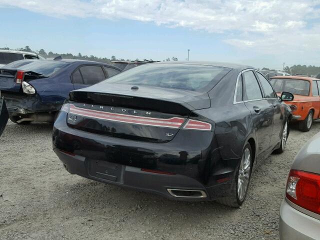 3LN6L2GK0GR627940 - 2016 LINCOLN MKZ BLACK photo 4