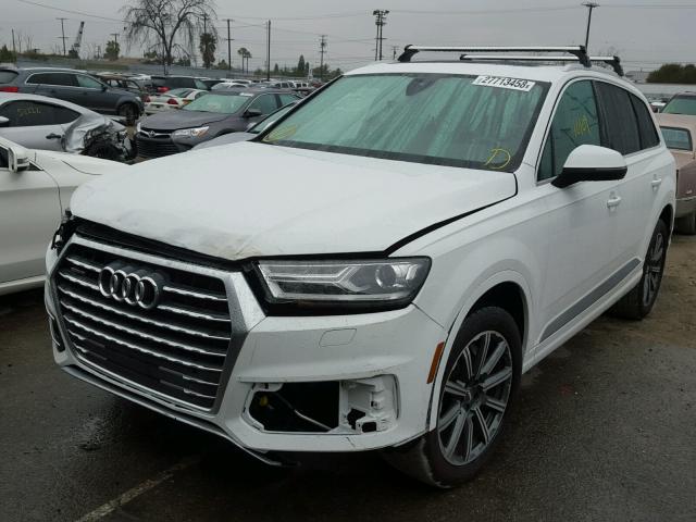 WA1LAAF70HD026486 - 2017 AUDI Q7 PREMIUM WHITE photo 2